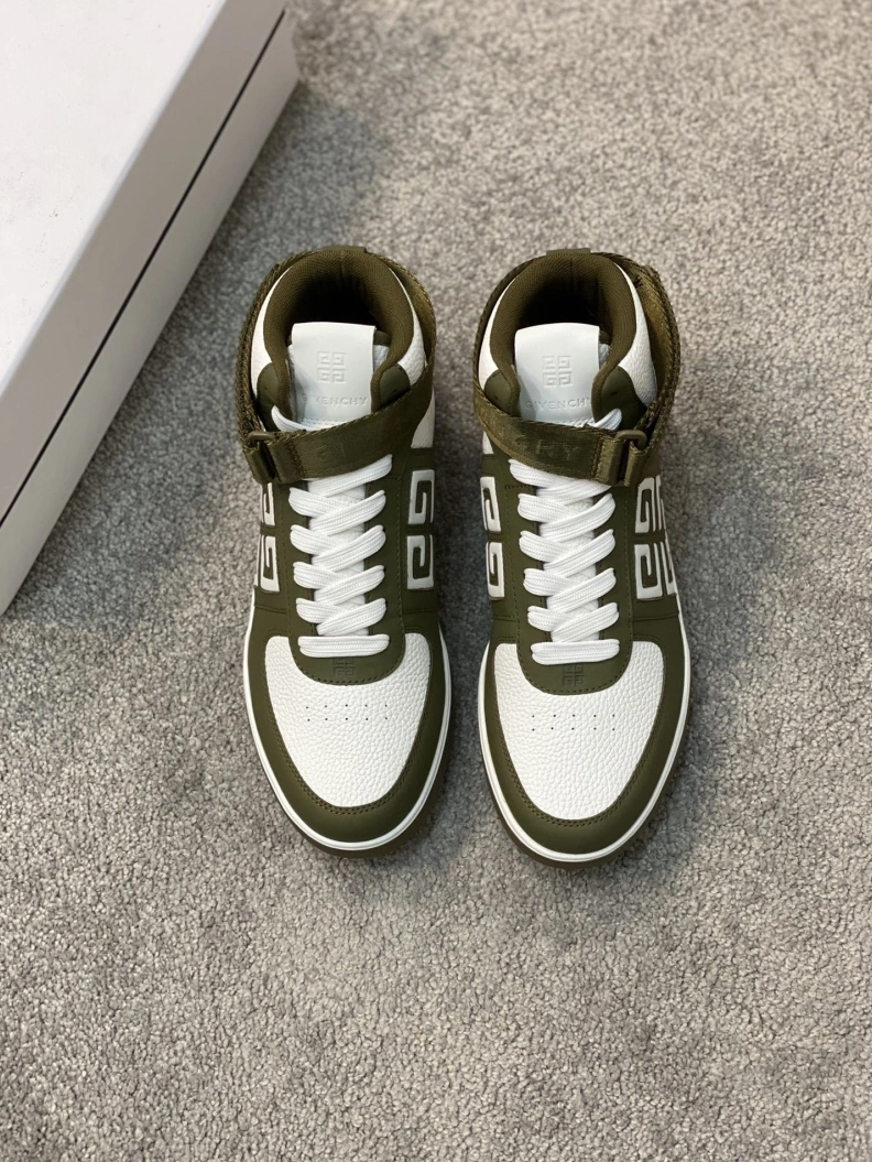 TopPick Gxvxnchy Sneakers 152329