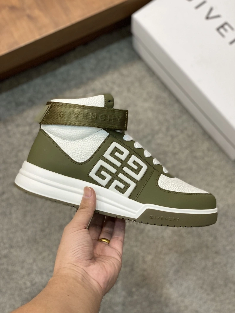TopPick Gxvxnchy Sneakers 152329