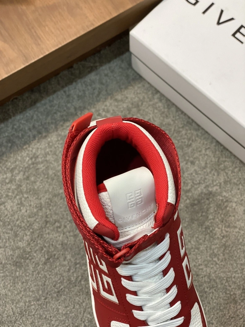Popular Gxvxnchy Sneakers 152335