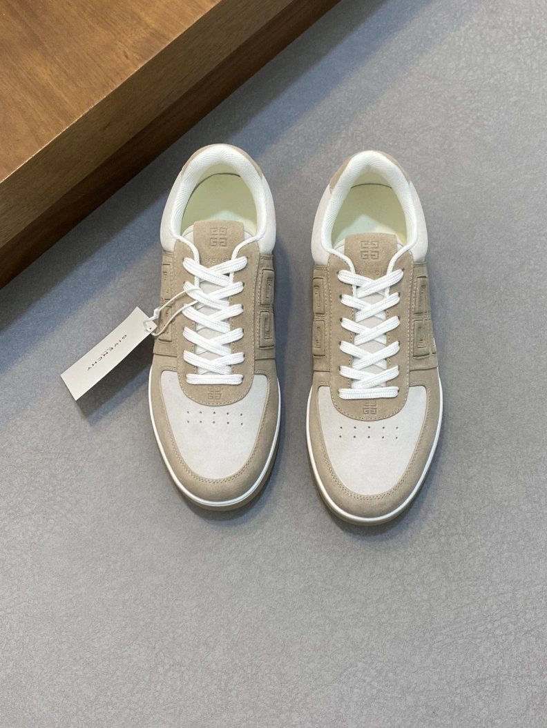 Gxvxnchy Sneakers Trendsetting 152337