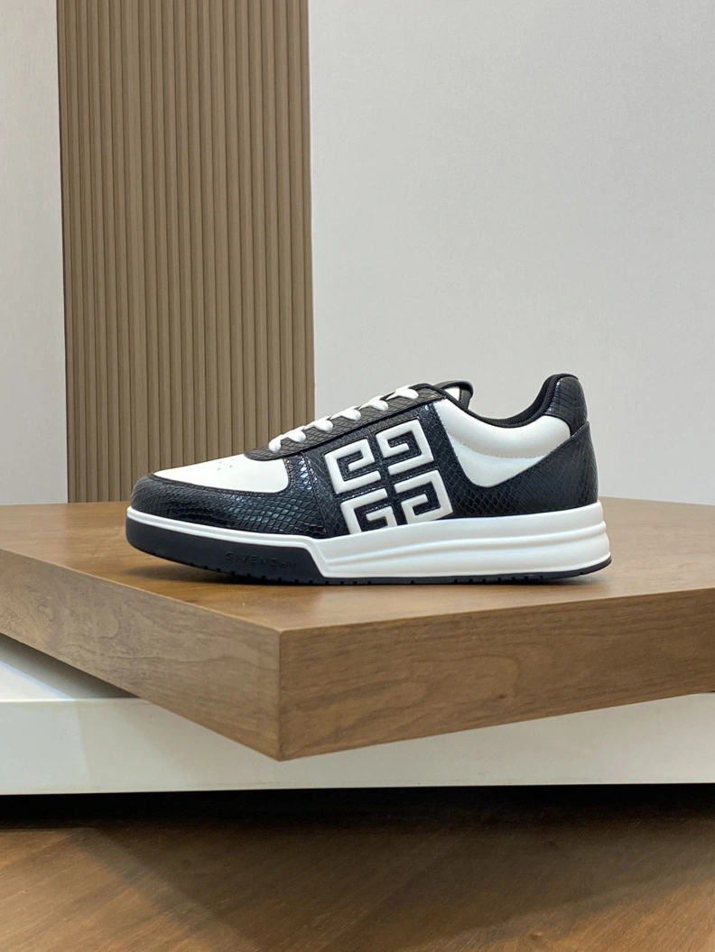 Gxvxnchy Sneakers Fashionable 152334