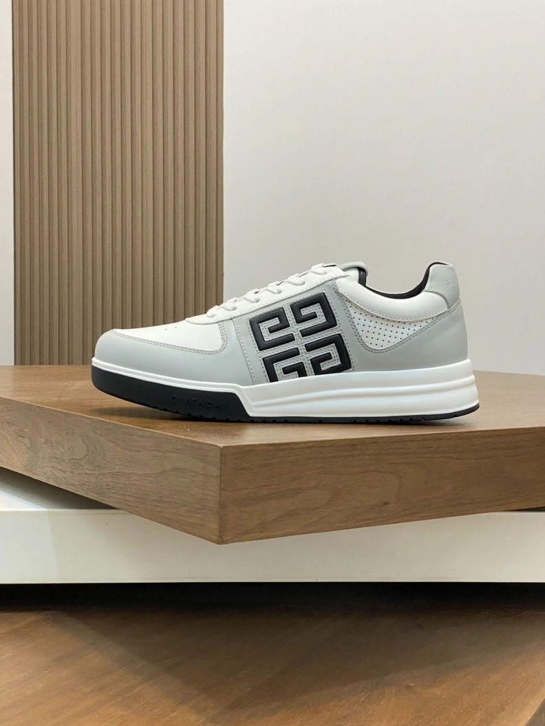 Gxvxnchy Sneakers Refined 152327