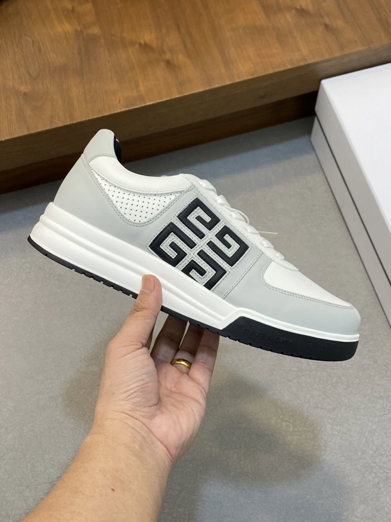 Gxvxnchy Sneakers Refined 152327