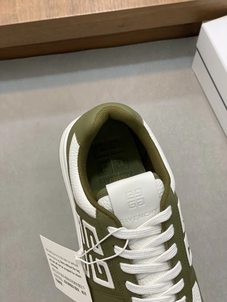 Gxvxnchy Sneakers Functional 152338