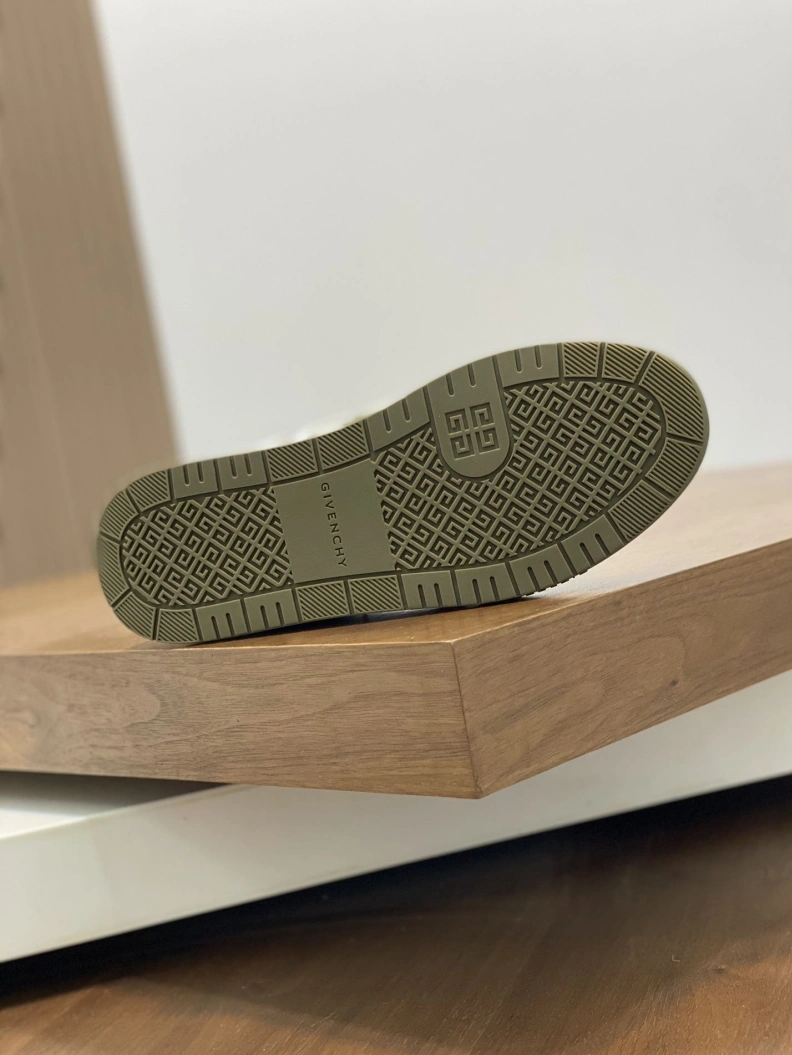 Gxvxnchy Sneakers Functional 152338