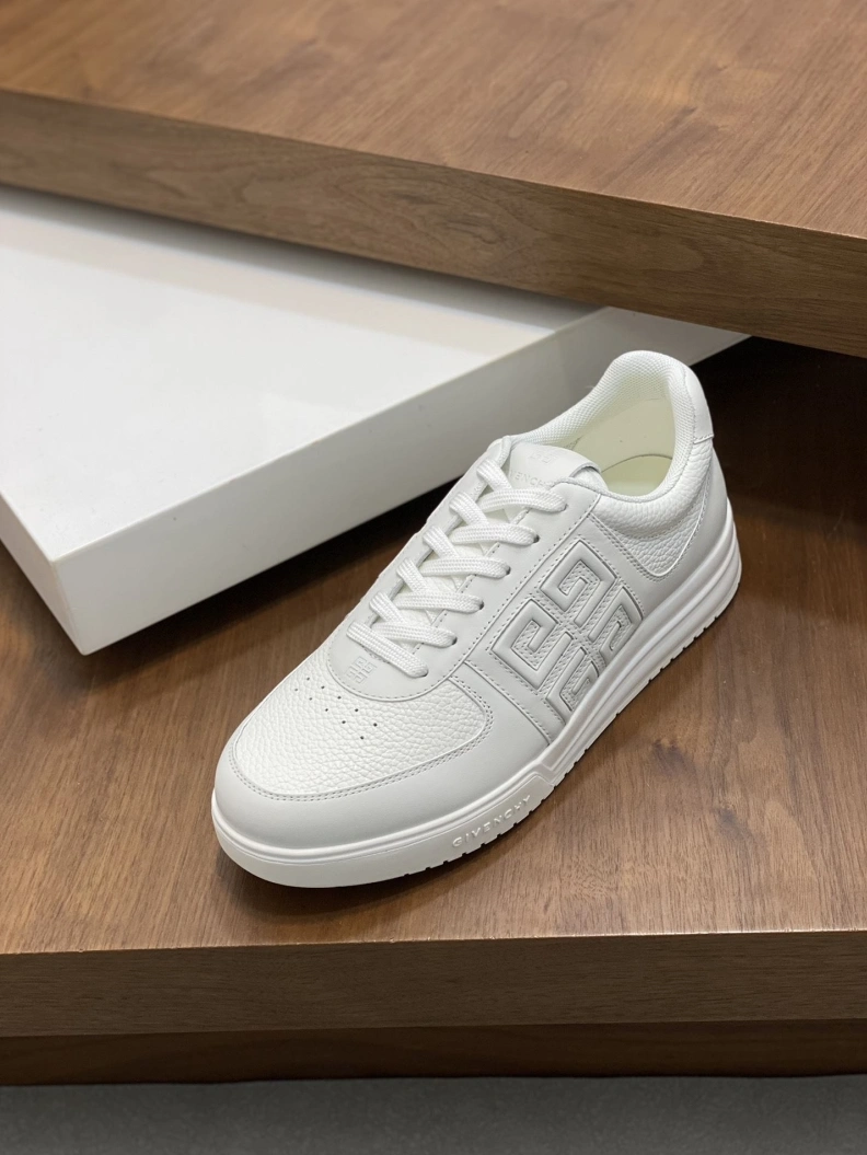 Gxvxnchy Sneakers ModernLook 152330