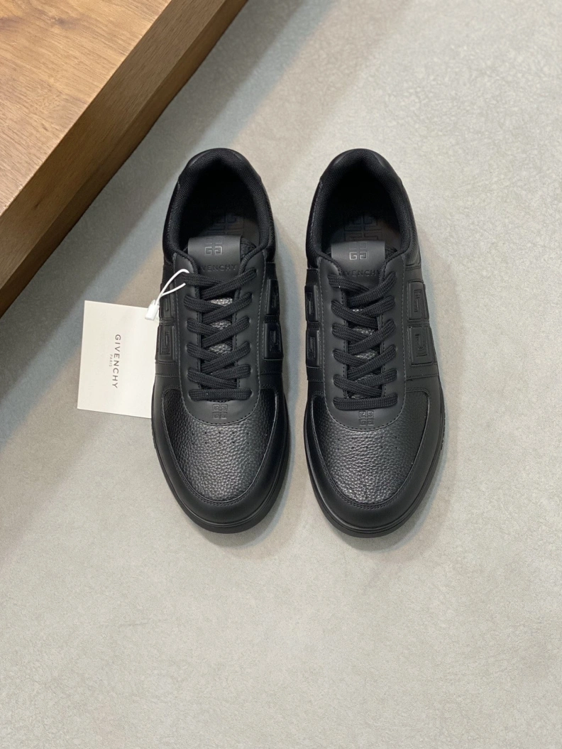 Gxvxnchy Sneakers Compact 152321