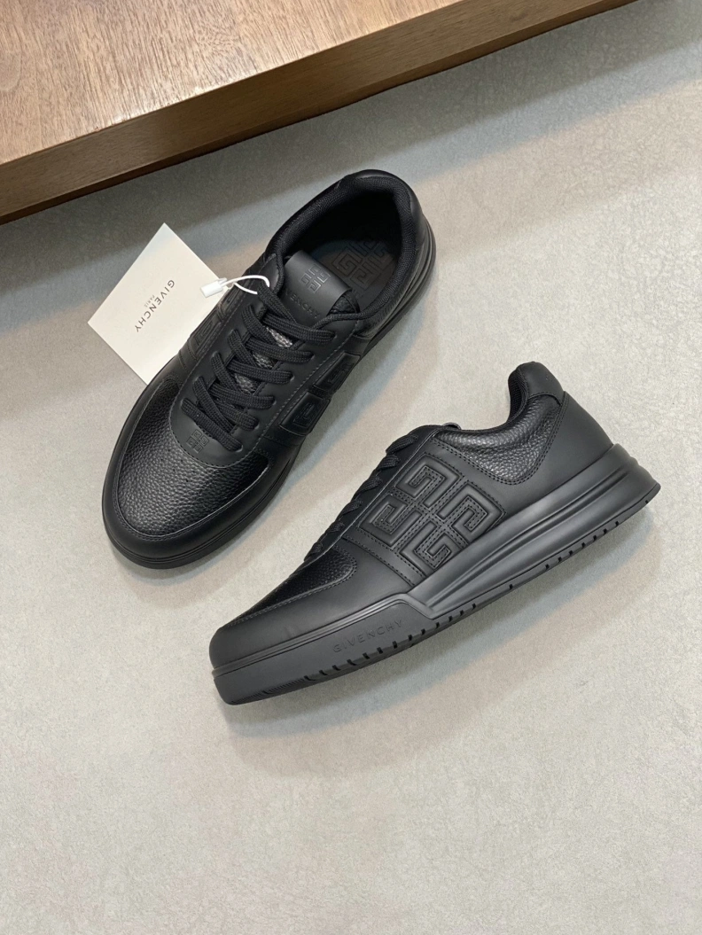 Gxvxnchy Sneakers Compact 152321