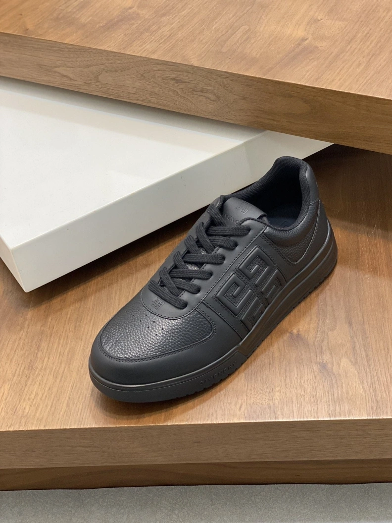 Gxvxnchy Sneakers Compact 152321