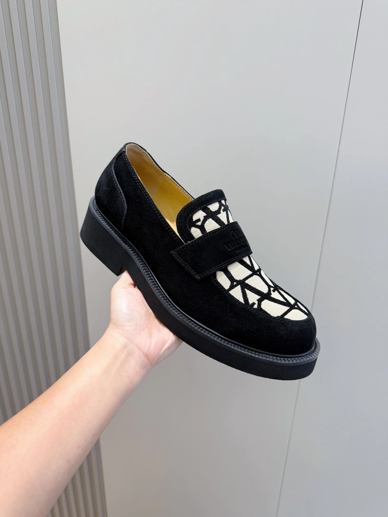 Lightweight Vxlxntino Leather Shoes 229205