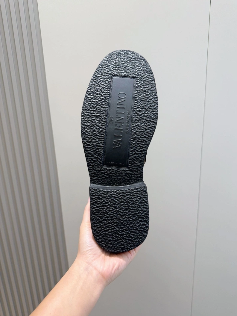 Lightweight Vxlxntino Leather Shoes 229205