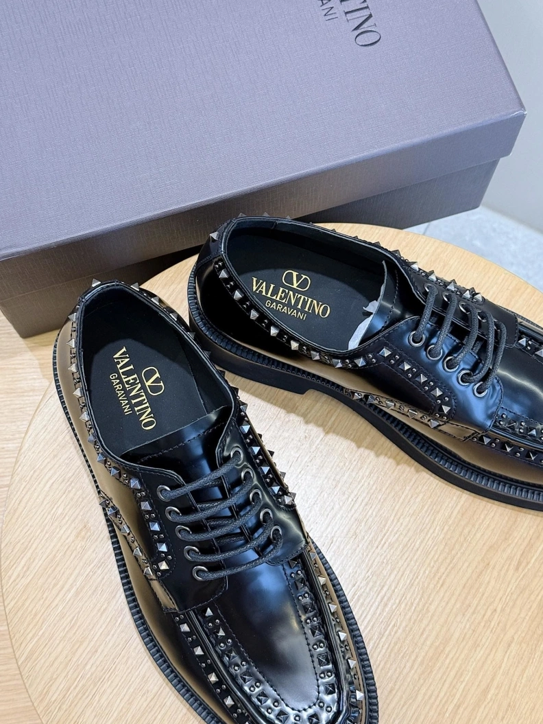 Trendy Vxlxntino Leather Shoes 229195