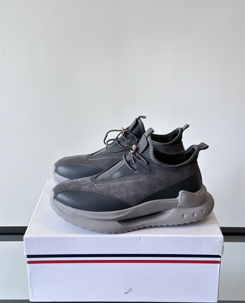 Comfortable Mxnclxr Sneakers 197317