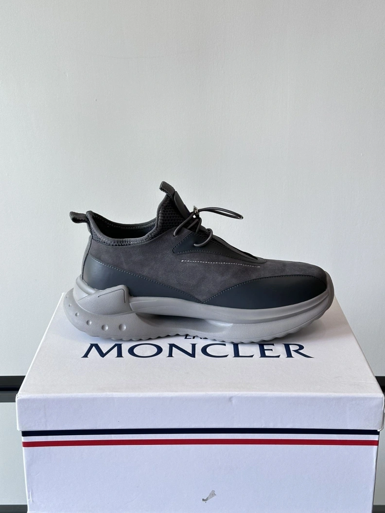 Comfortable Mxnclxr Sneakers 197317