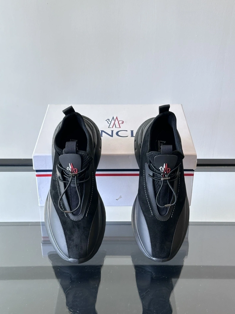 Cozy Mxnclxr Sneakers 197321