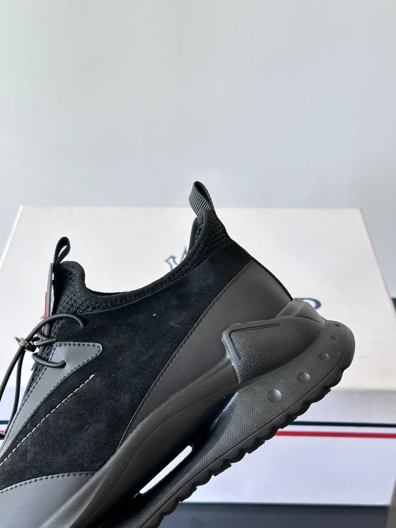 Cozy Mxnclxr Sneakers 197321