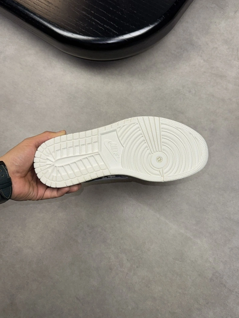 HighQuality Nxkx Sneakers 198636