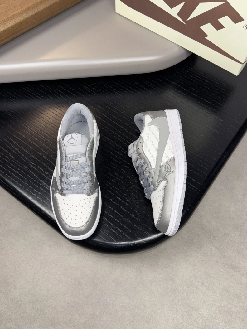 Bright Nxkx Sneakers 198630
