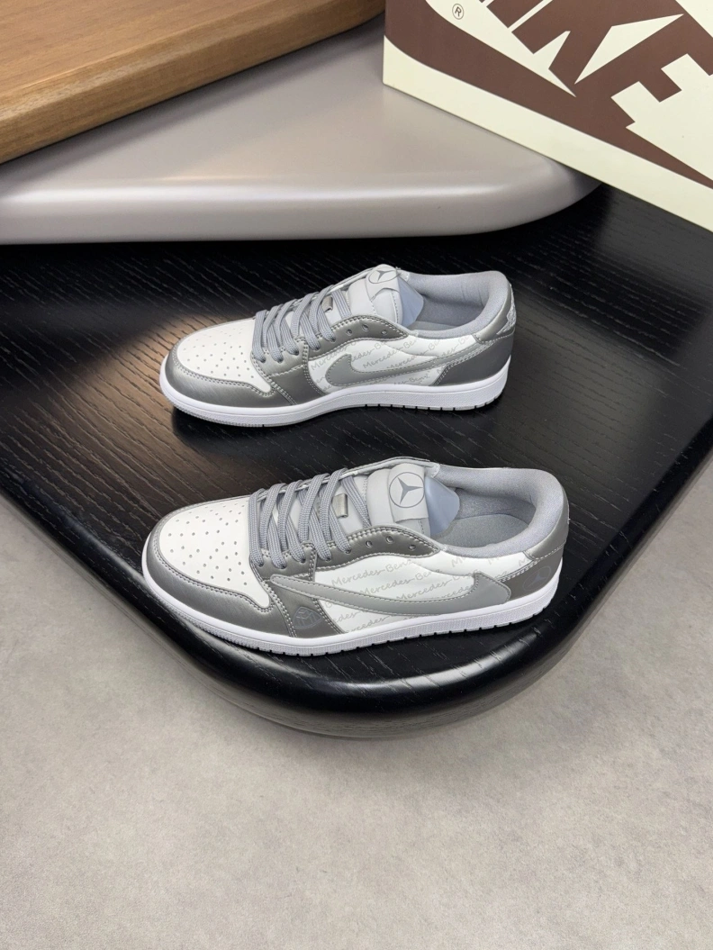 Bright Nxkx Sneakers 198630