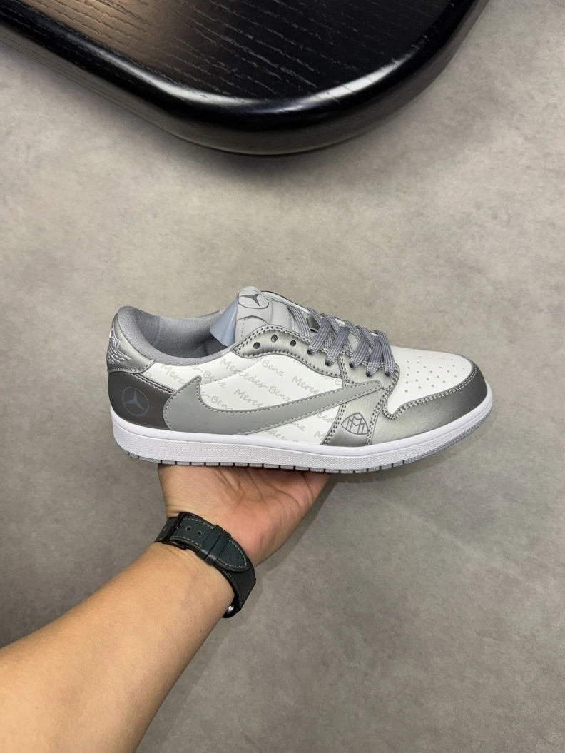 Bright Nxkx Sneakers 198630