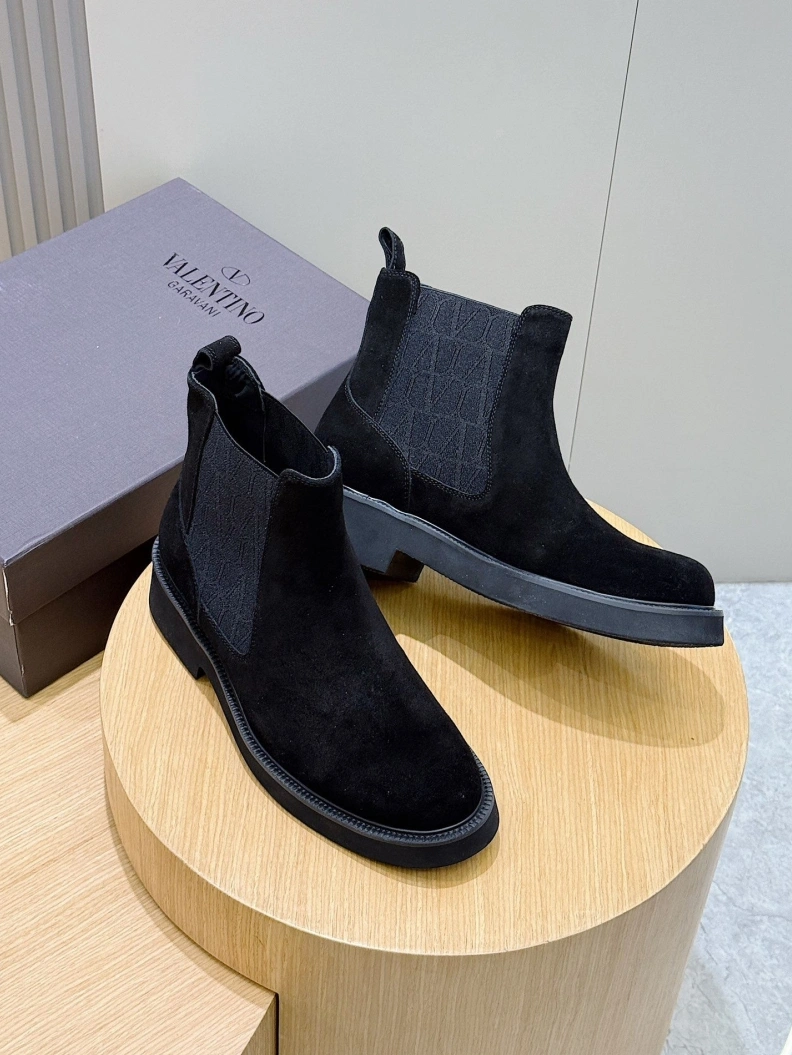 Flexible Vxlxntino Boots 229206