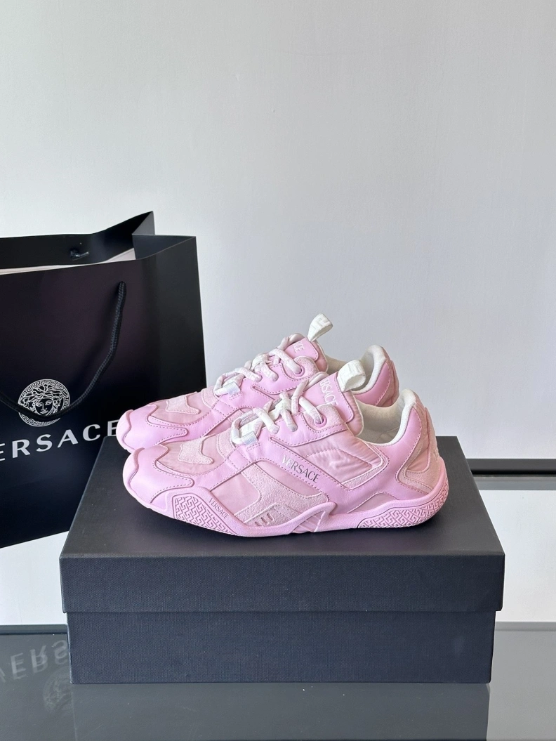 Elegant Gxvxnchy Sneakers 152332