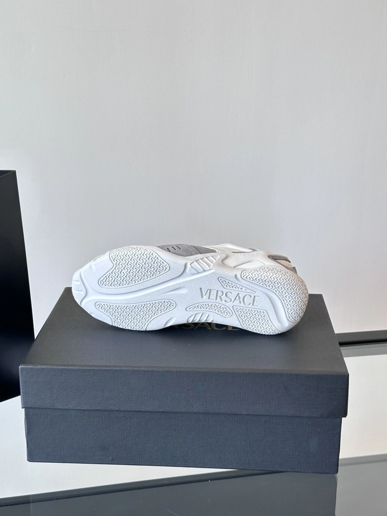 Gxvxnchy Sneakers TopPick 152336