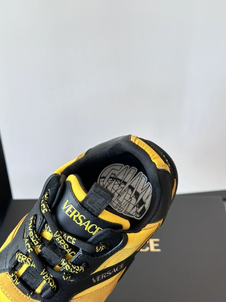 Gxvxnchy Sneakers SportInspired 152343