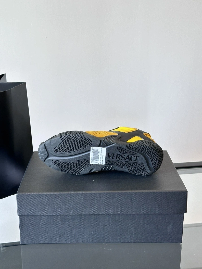 Gxvxnchy Sneakers SportInspired 152343