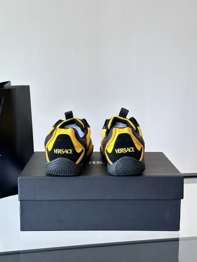 Gxvxnchy Sneakers SportInspired 152343