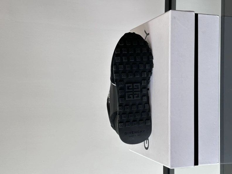 Gxvxnchy Sneakers Trendy 152314