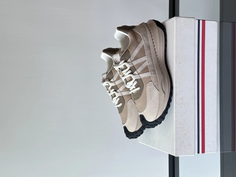 Mxnclxr Sneakers Flexible 197318