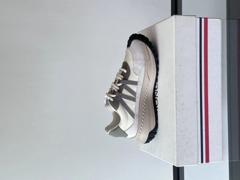Sophisticated Mxnclxr Sneakers 197311