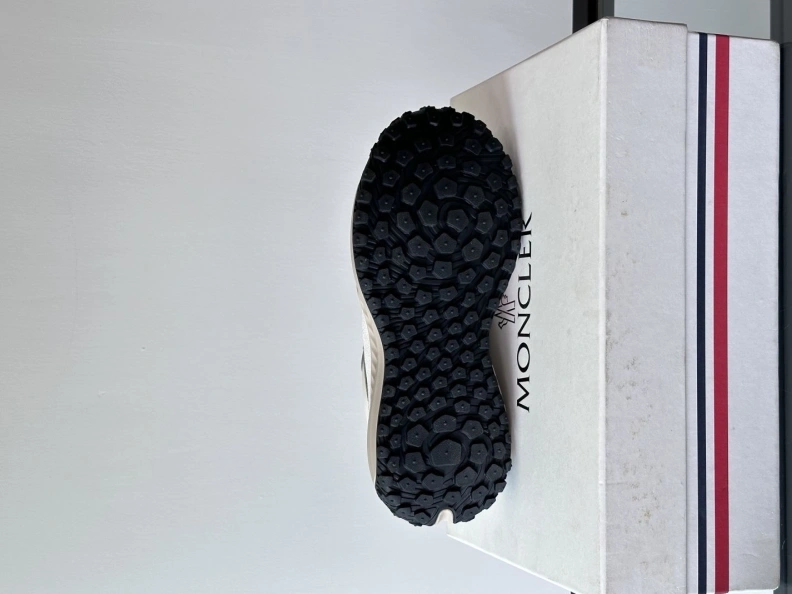Sophisticated Mxnclxr Sneakers 197311