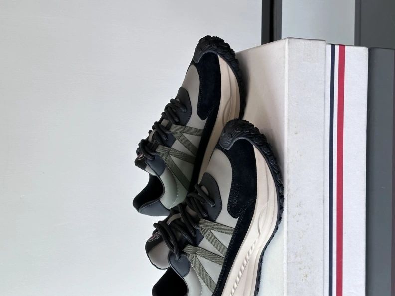 Unique Mxnclxr Sneakers 197313