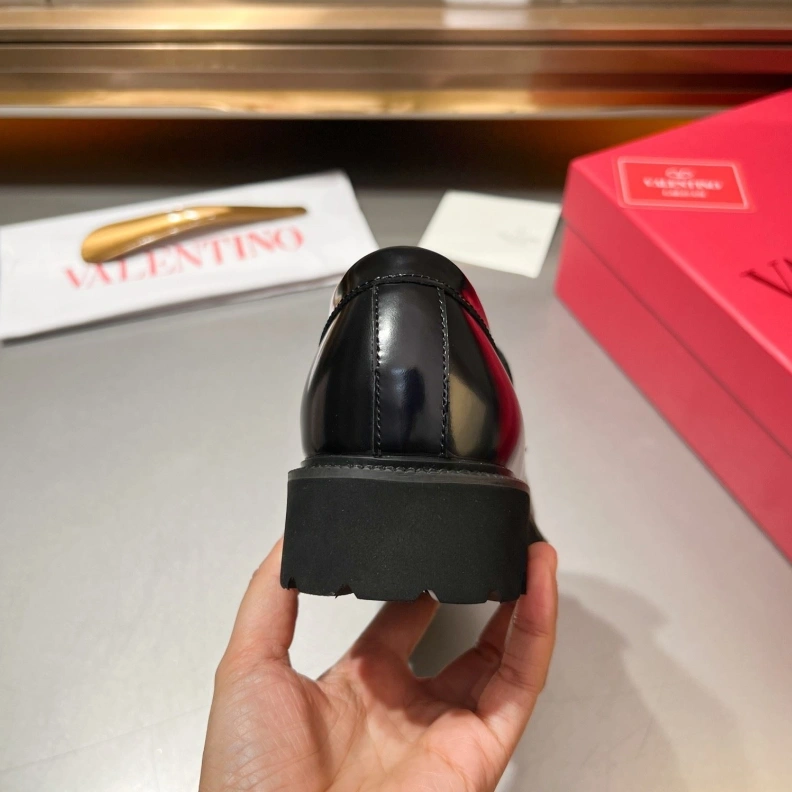 Comfortable Vxlxntino Leather Shoes 229201