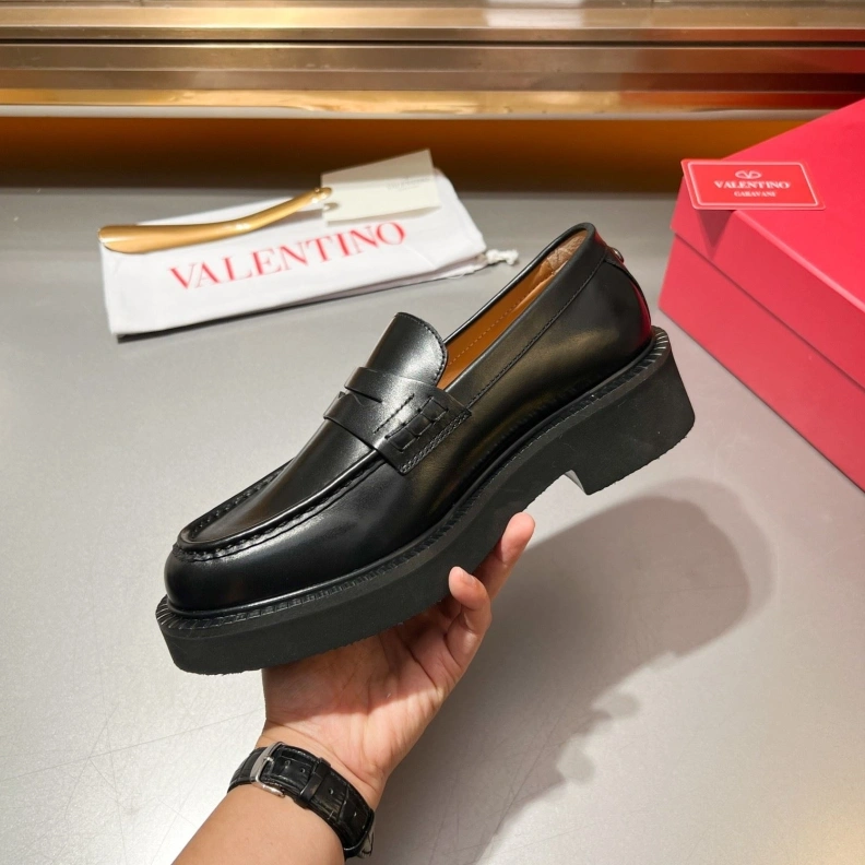 Durable Vxlxntino Leather Shoes 229197