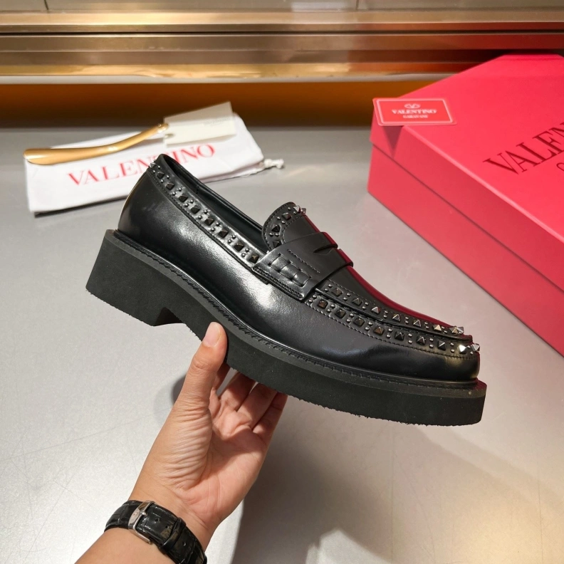Modern Vxlxntino Leather Shoes 229194