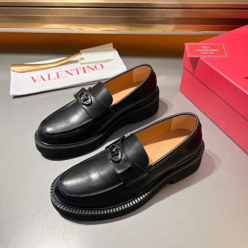 Resilient Vxlxntino Leather Shoes 229179