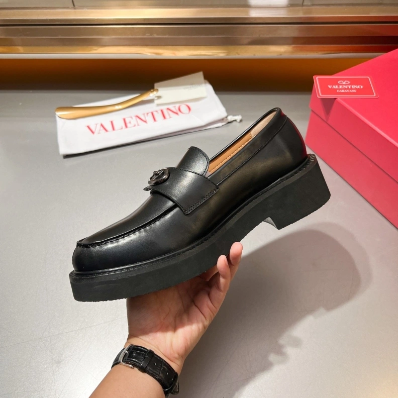 Resilient Vxlxntino Leather Shoes 229179