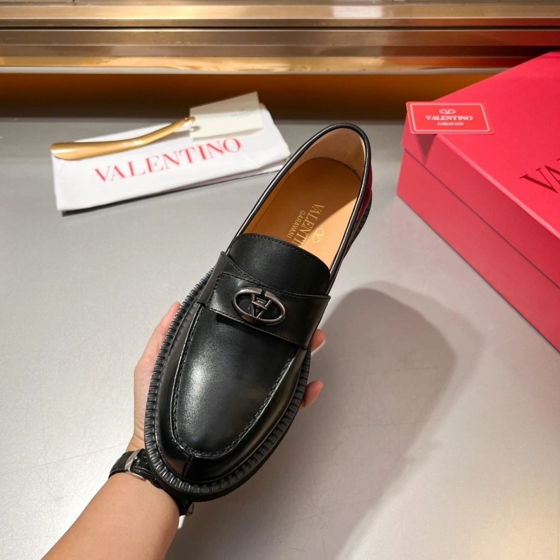 Resilient Vxlxntino Leather Shoes 229179