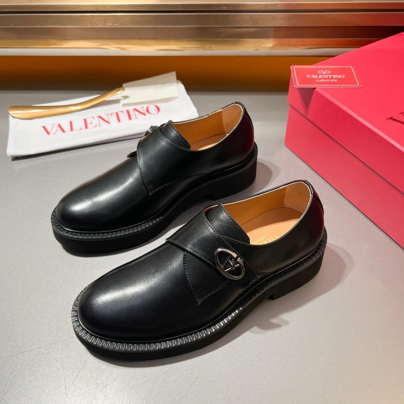Compact Vxlxntino Leather Shoes 229185