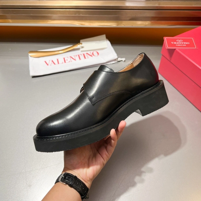 Compact Vxlxntino Leather Shoes 229185
