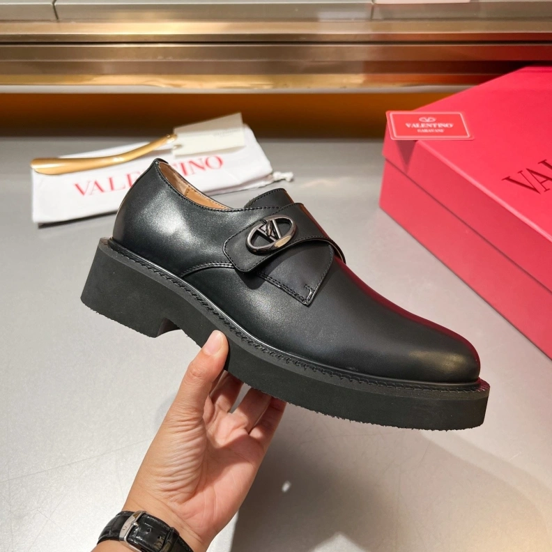 Compact Vxlxntino Leather Shoes 229185