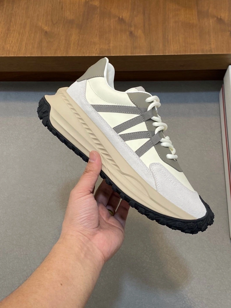 Efficient Mxnclxr Sneakers 197307