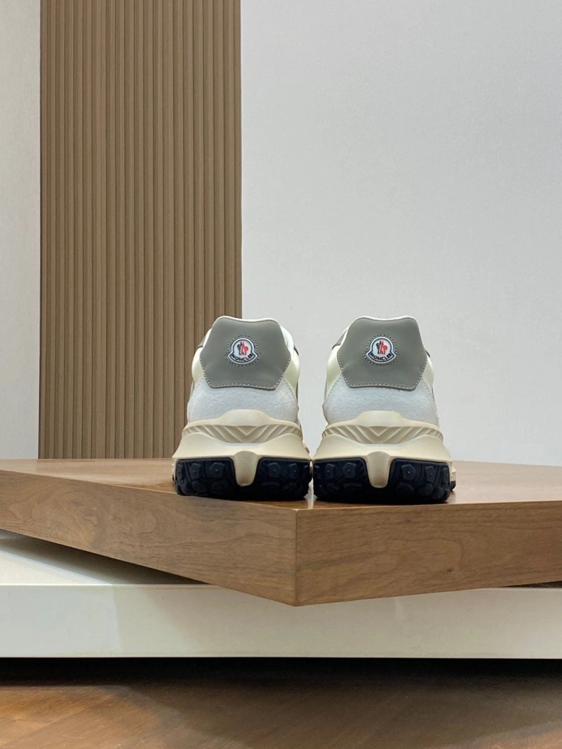 Efficient Mxnclxr Sneakers 197307
