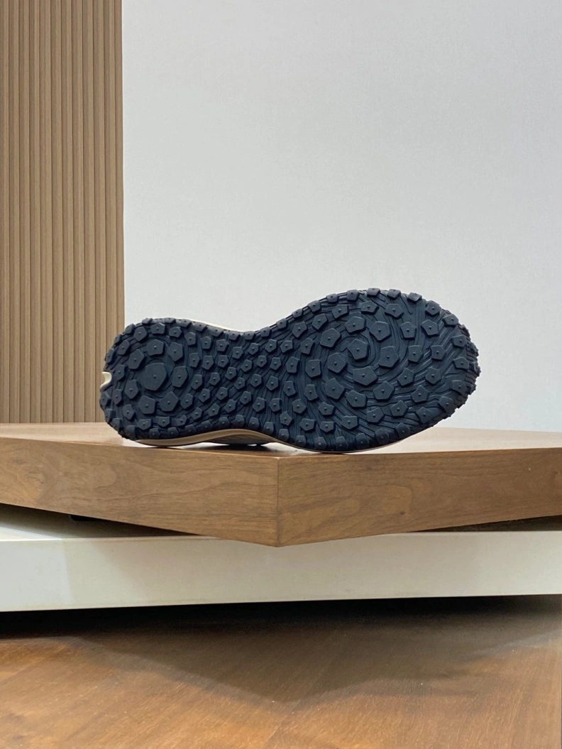 Efficient Mxnclxr Sneakers 197307