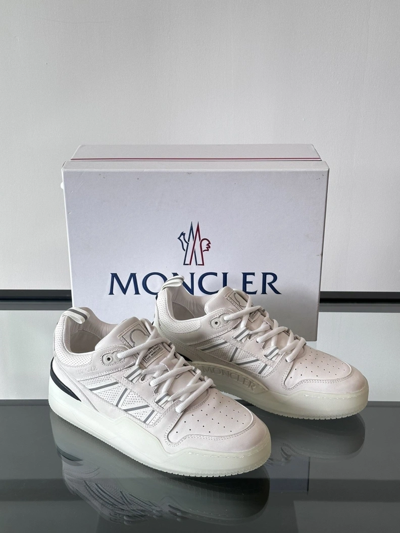 Modern Mxnclxr Sneakers 197305