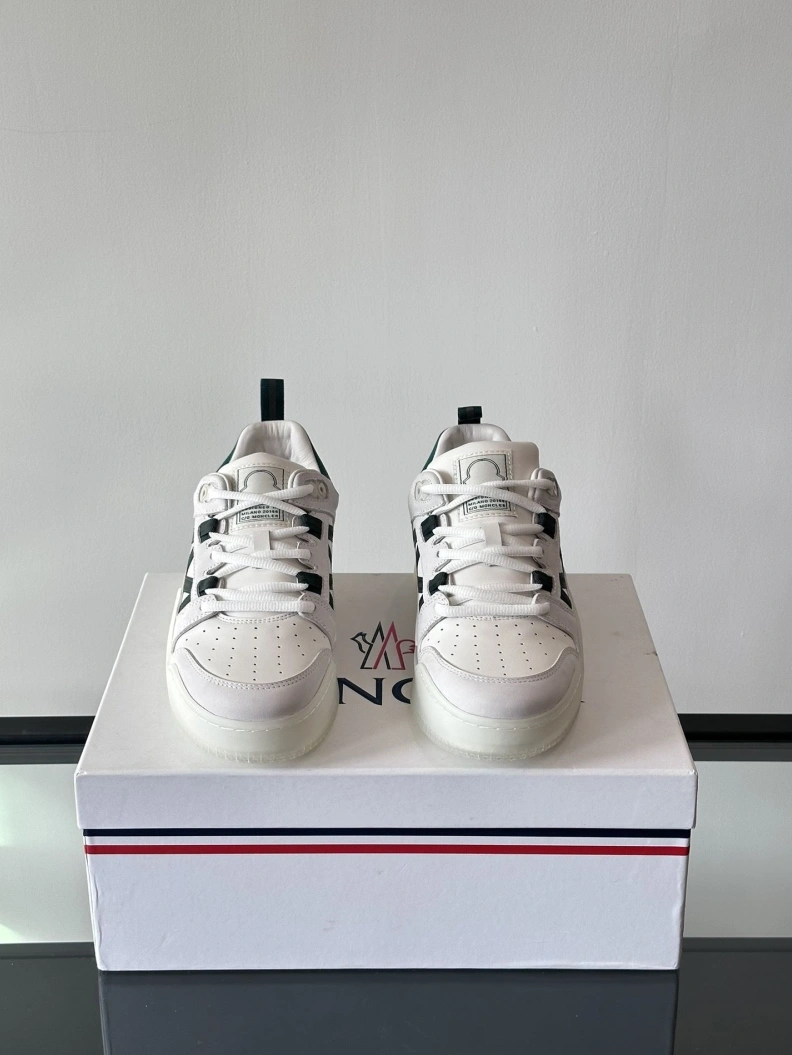 Comfortable Mxnclxr Sneakers 197301