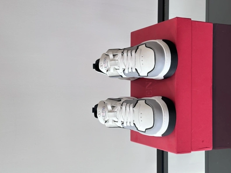 Breathable Vxlxntino Sneakers 229099
